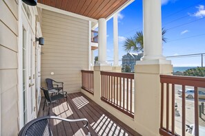 Balcony with Beautiful Gulf Views