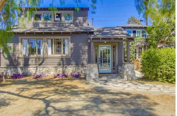 Classic Craftsman architecture! Fully restored