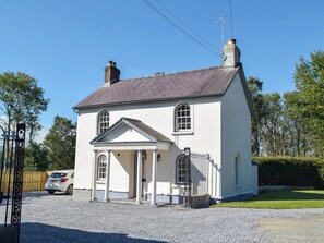 Exterior | 2 Cilwendeg Lodge, Newchapel, near Boncath