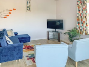 Living room | Twin Oaks, Fritton, near Great Yarmouth