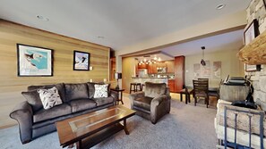 Slopeside Condo at Canyon Lodge with Underground Parking