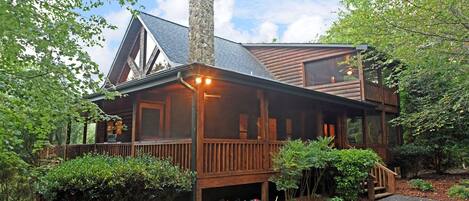 Bearly A Care At Aska- Blue Ridge cabin rental