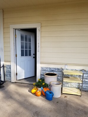 Private Entrance with your own key.