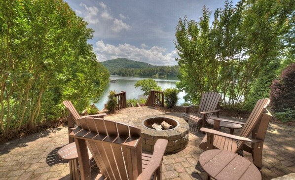 Firepit and patio view from terrace level 