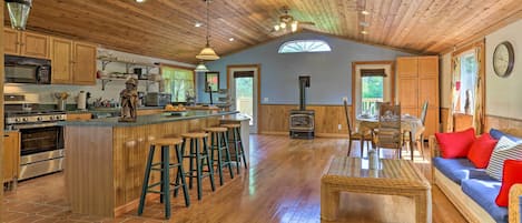 South Kortright Vacation Rental | 5BR | 2BA | Step-Free Entry | 2,500 Sq Ft