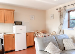 Coninbeg Holiday Cottage, Mill Road Farm, a pet-friendly holiday cottage available beside the picturesque village of Kilmore Quay in County Wexford. Read More & Book Online Today.