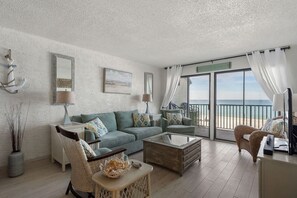 Living Room Area with the beautiful panoramic beach views!