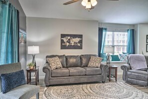 Living Room | Sleeper Sofa