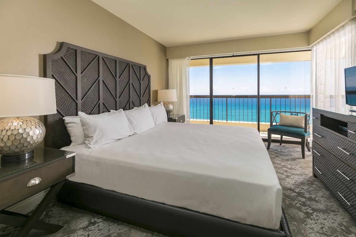 2BPF-1 Aston Waikiki Beach Tower: Ocean Front Premium 2 br with Kitchen