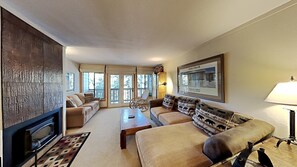Living Room, Room, Indoors, Couch, Furniture