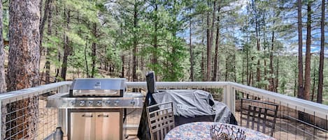 Flagstaff Vacation Rental | 3BR | 2BA | 1,500 Sq Ft | Stairs Required