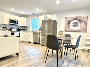 Kitchen/Dinning