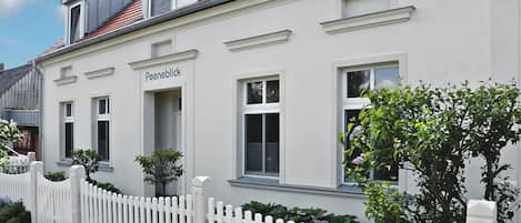 Ferienhaus Peeneblick - Außenansicht/Eingang