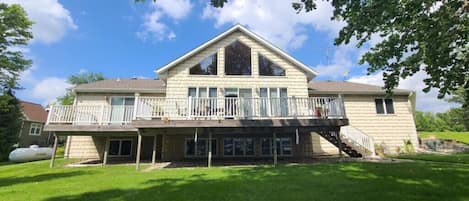 Newly renovated 6 bed / 3 bath lake home on Leek Lake with 275' of frontage.