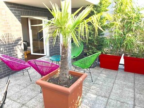 30 sq. meter private terrace 