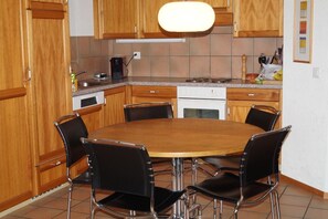 Picture 4