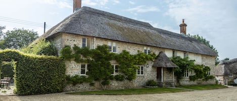 Manor Farmhouse, Cruxton