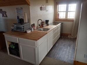 Brand new kitchen area! 