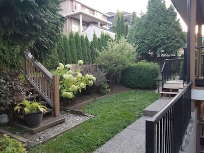 Fraser Heights 3 Br Basement Suite Surrey 