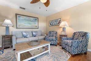 Charming coastal decor