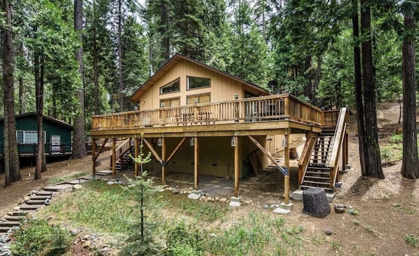 The Lazy Lodge Cabin