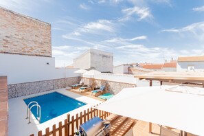 Cubo's Casa El torcal with fireplace | Cubo's Holiday Homes