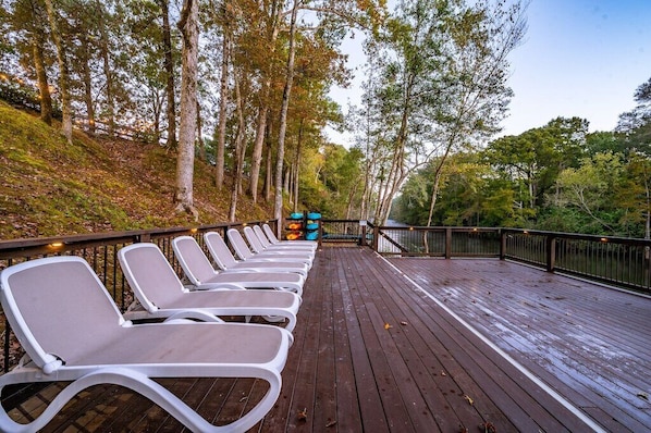 Gorgeous river view from the lounge chairs