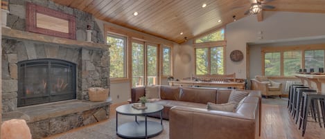 Living area with contemporary furniture