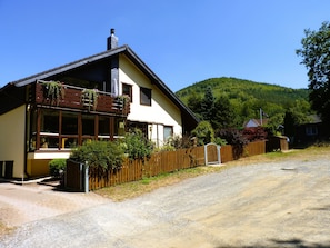 unser Ferienhaus inmitten der Natur