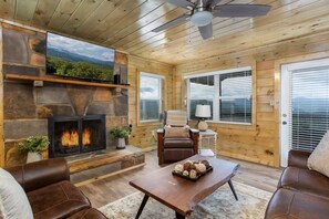 Gorgeous hardwoods throughout and beautiful views to enjoy!