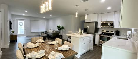 Kitchen dining area