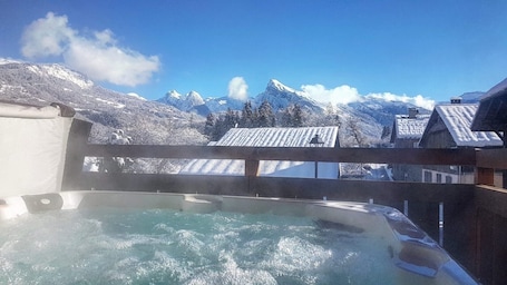 Bain à remous extérieur