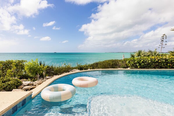 South Seas - 2 Bedrooms (929)