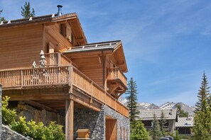 190608 Msc Auron Chalet Lionel 10