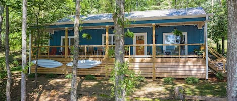 Blue Luna Cabin 