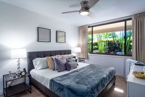 Relax in our hot tub and pool area, a perfect oasis for sunbathing and unwinding.