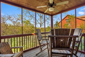 Screened-In Deck