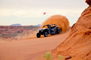 Sand Hollow is a 10 minute drive