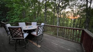Spectacular long range views of the Smoky Mountains in the fall and winter….