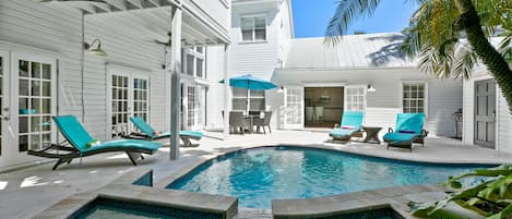 Private Pool and Jacuzzi Villa Bella Key West