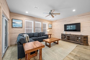 4 Hammock Dunes J Living Room