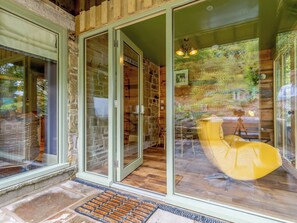 Conservatory | Gadley Cottage - Moore Care Cottages, Buxton
