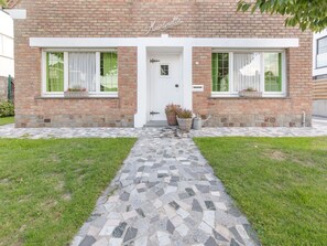 Bâtiment, Fenêtre, Plante, Propriété, Porte, Maison, Surface De La Route, Architecture, Brickwork, Lot Terre