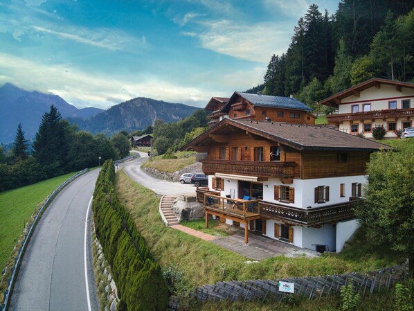 Extérieur maison de vacances [été]