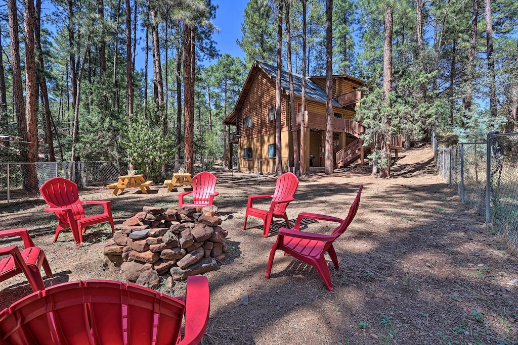 A mountain getaway awaits you in Strawberry, AZ!