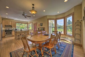 Dining Space | Dishware/Flatware | 1st Floor