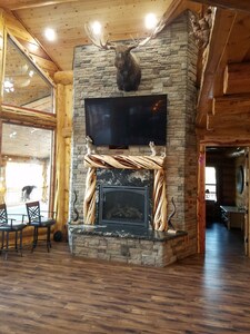 Mega Lodge for Rent  Donnelly, Cascade, McCall,