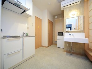 Living room (kitchen / washroom)