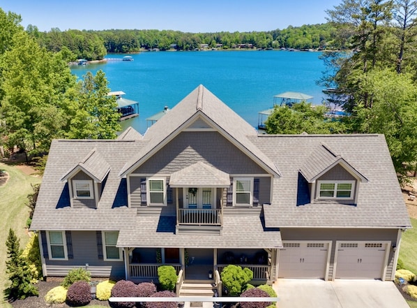 Rear is only 40 feet from lake, expansive views half mile across Lake Keowee!