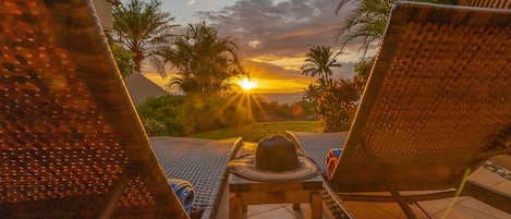 Best sunset in Kihei right from your lounge chair on the lanai!